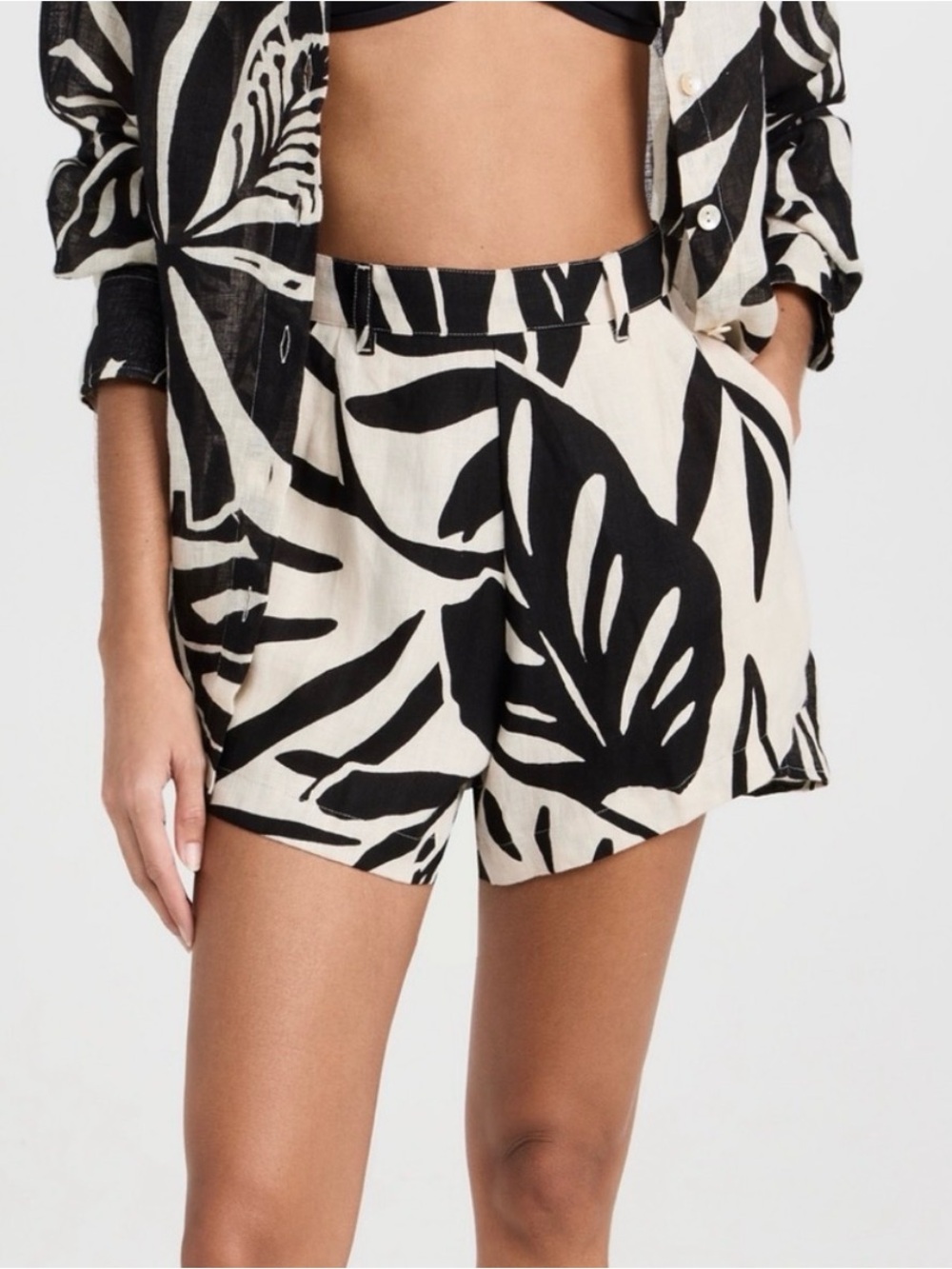 Vitamin A Linen Black & White Tropical Print Women's Shorts